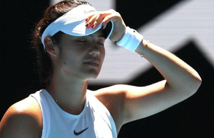 Emma Raducanu: British No 2 suffers 6-1 6-0 rout to Iga Swiatek at Australian Open | Tennis News