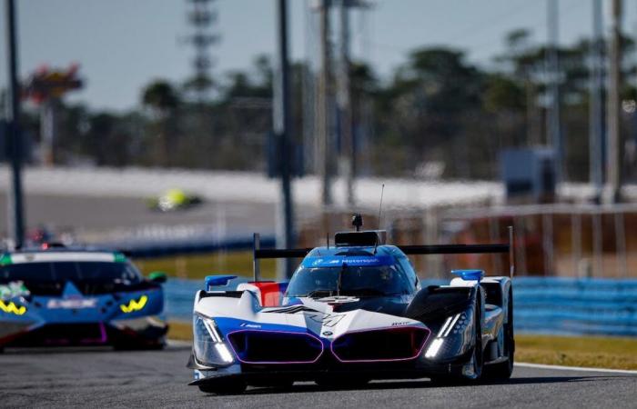 Roar Daytona – EL2: BMW ahead of Acura, Grosjean 3rd with Lamborghini