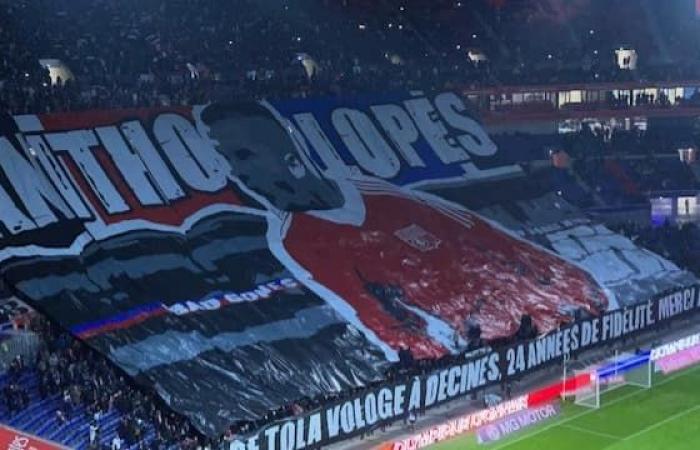 the Bad Gones tifo in tribute to Anthony Lopes after his departure