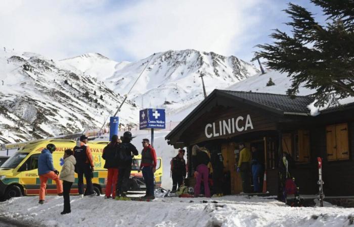 An accident with a chairlift in Astún leaves at least 17 injured, several seriously