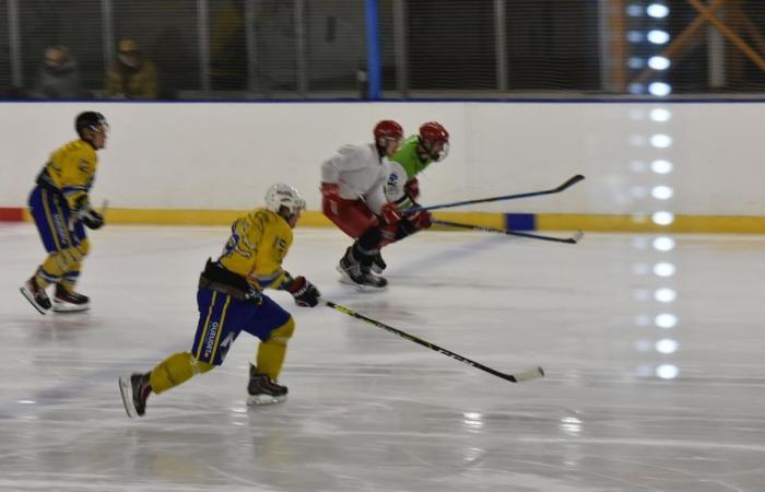 a charity hockey match for young people with disabilities in Compiègne