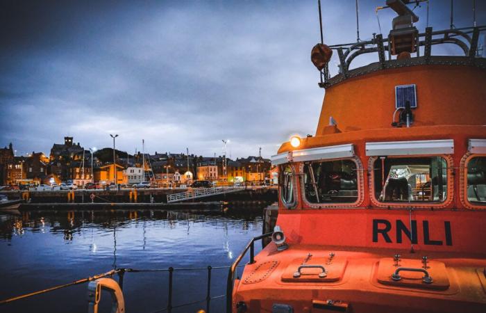 Council ferry rescues crew from sinking scallop trawler