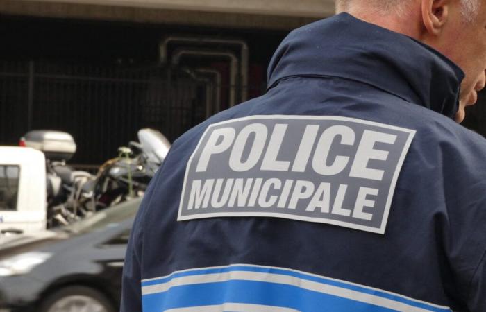 with its new formidable weapon, the municipal police are raining down fines for speeding