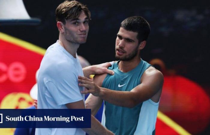 Australian Open: Carlos Alcaraz into last 8; Aryna Sabalenka, Coco Gauff on course