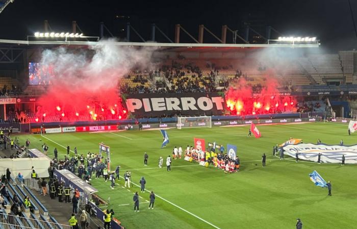 [MHSC-ASM] The worst crowd of the season, a tifo in tribute to Pierrot