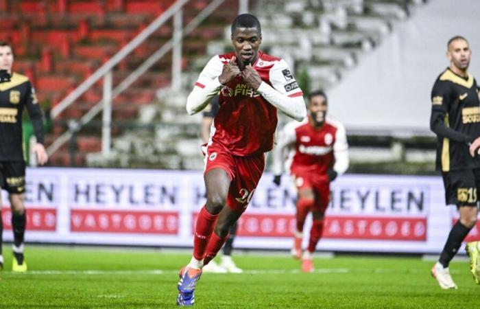 Doumbia converts a penalty in the 97th and Antwerp achieves an unexpected success against Westerlo