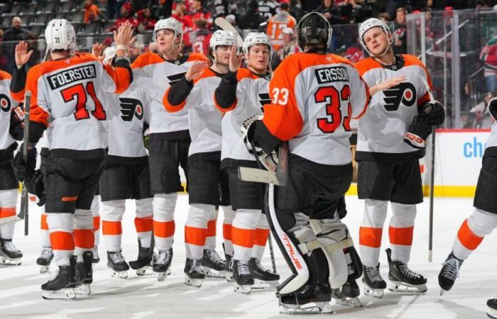 NHL: The Flyers have wings; the Jackets series is slowed down