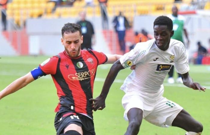 Victim of a big refereeing error, Jaraaf beaten by USM Alger and eliminated