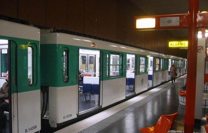 RATP. This little-known metro station near Paris takes us back in time, obligatory visit