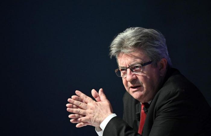 “Mélenchon is only concerned about the presidential election”