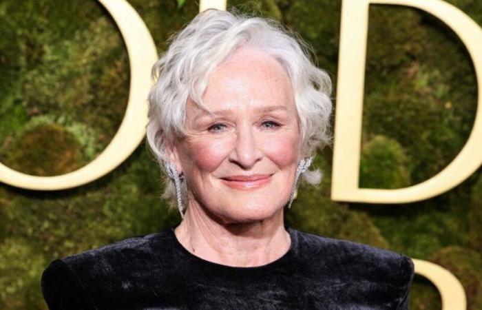 Glenn Close still dreams of this kiss, which remains the best of her career