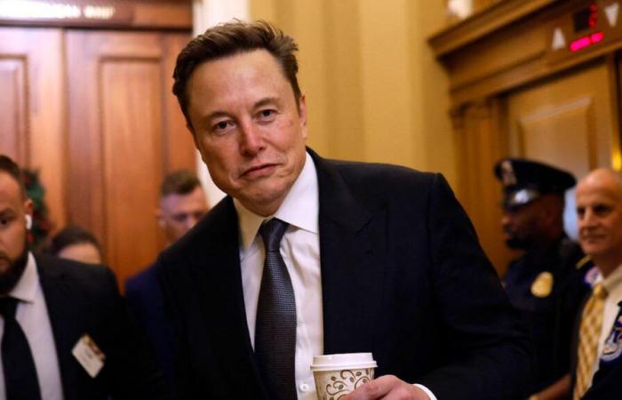 Musk makes a fool of himself in a video game, gamers scratch him