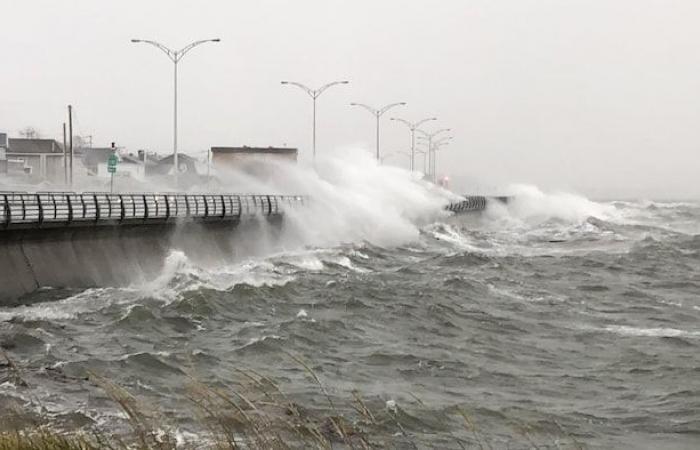 Hundreds of road sections vulnerable to climate change