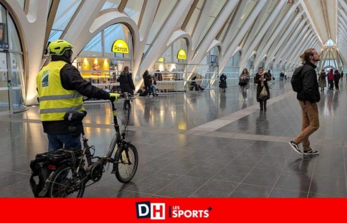 At Mons station, cyclists are ready to inaugurate “the Elio Di Rupo cycle path”: a referendum has been launched to consider its final location!