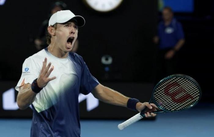 Alex de Minaur dominates Alex Michelsen in Australian Open round of 16