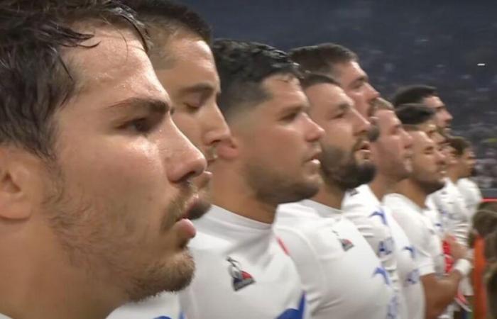 XV OF FRANCE. Inner ear disorder: will this Blues star be able to play in the Six Nations Tournament?