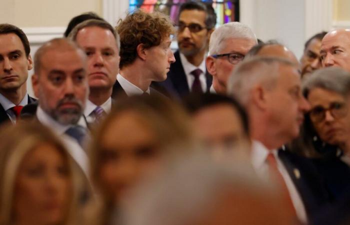 Zuckerberg, Bezos attend St. John’s church service in D.C. – NBC New York