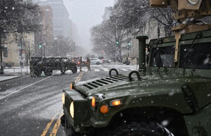 before the inauguration of Donald Trump, the center of Washington is barricaded