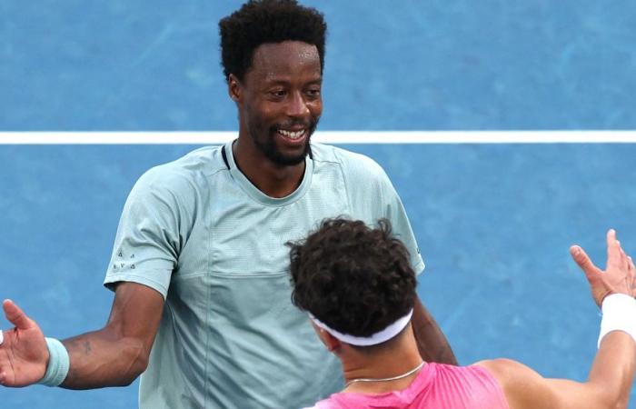 diminished, Gaël Monfils, 38 years old, threw in the towel at the Australian Open… an epic ending with a smile