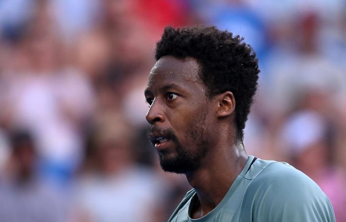 Monfils forced to retire in the round of 16