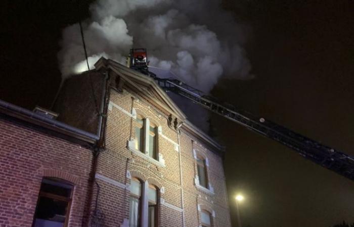 Major fire last night in Jemelle: the entire building is uninhabitable