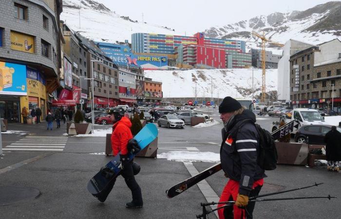 “Excessive measure”, financial loss, “disastrous” situation: in Pas de la Casa, the preventive closure of French roads annoys