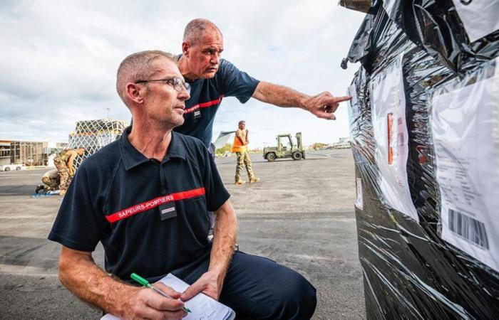 the Loir-et-Cher firefighter received cargo on the “devastated” island