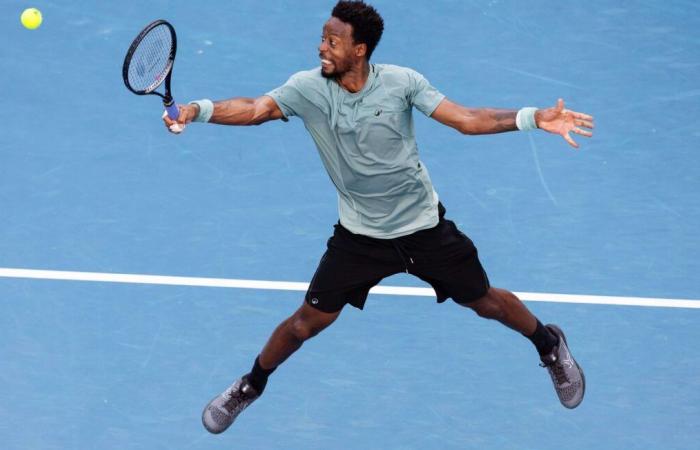 Shelton: After a bitter fight, Monfils gave up, physically diminished… Relive the Australian Open match with us…