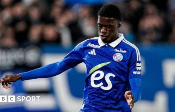 Mamadou Sarr: Chelsea agree £11.9m deal with Strasbourg for French defender