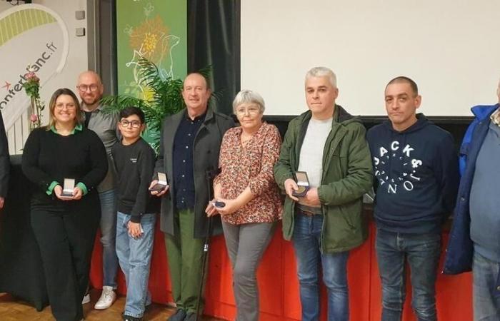 In Monterblanc, they are honored for having saved an octogenarian in a fire. Sport