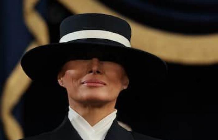 IN PICTURES | Huge hat and navy blue dress: Melania Trump’s outfit at her husband’s inauguration provokes strong reactions