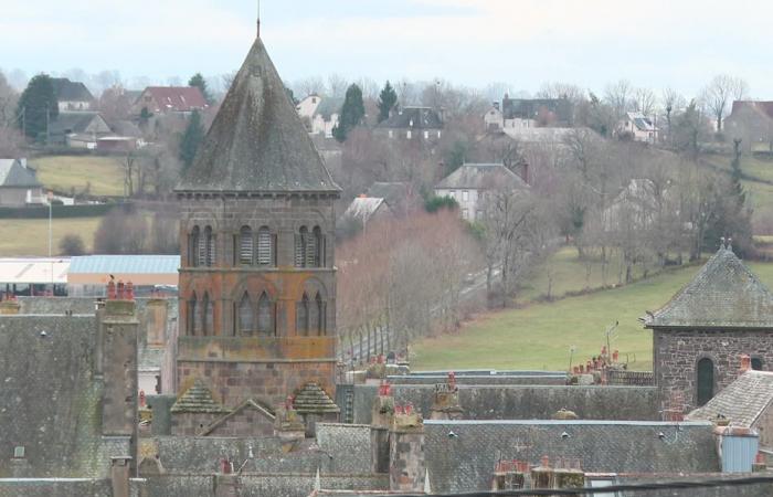 this small town in Auvergne must not lose inhabitants