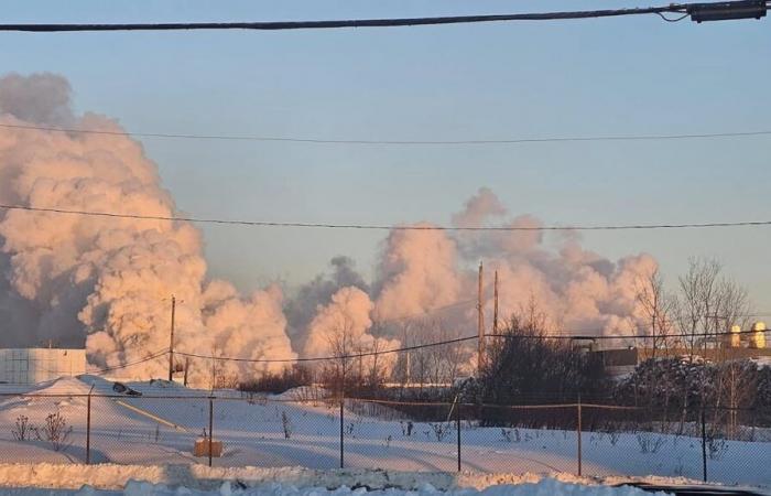 A fire broke out in a wood processing factory in Amos