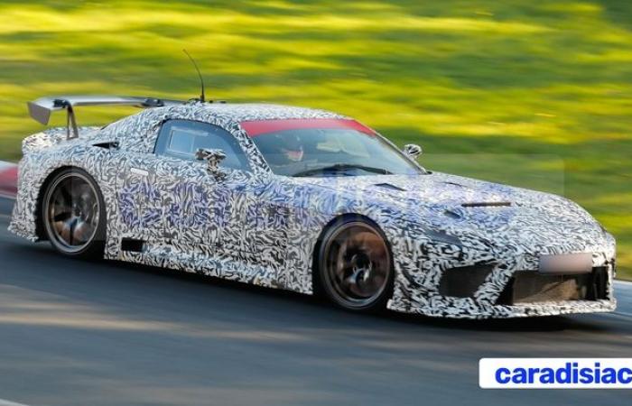 Coupés – Among the new models, the Honda Prelude, the Lexus LFR and the Maserati MC25 should make news in this category, which is always popular with motorists.