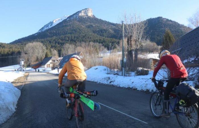 Grenoble metropolis. Go skiing at the Col de Porte by bike from Grenoble: they took up the challenge! – Le Dauphiné Libéré