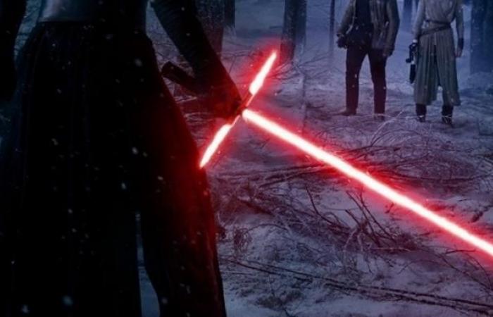 Star Wars just introduced a new, never-before-seen lightsaber