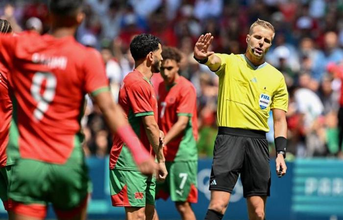 Swedish referee Glenn Nyborg officiates the Real Madrid-Salzburg match in the Champions League – Elbotola