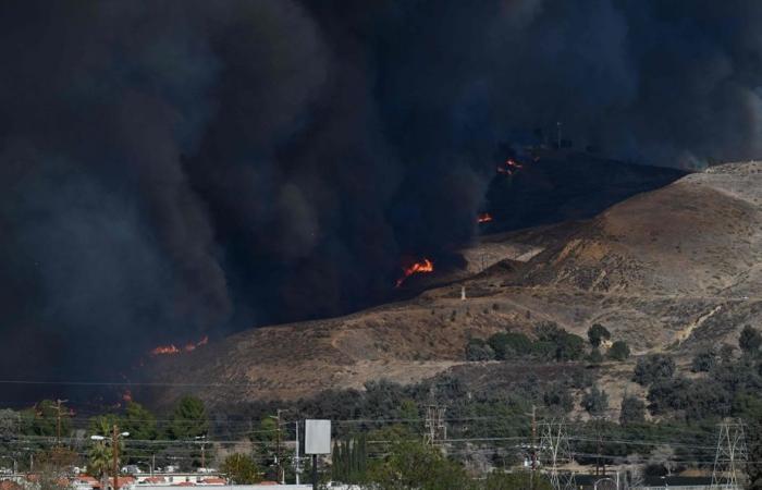 New fire prompts evacuations north of Los Angeles