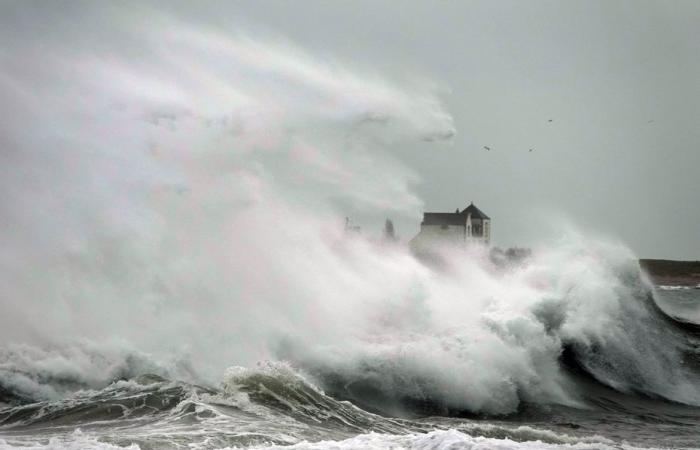 the wind will blow very strongly, maritime authorities call for caution