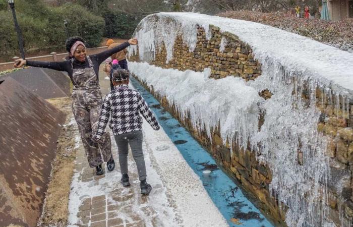 From Texas to Florida, a rare winter storm brings historic snowfall : The Picture Show : NPR