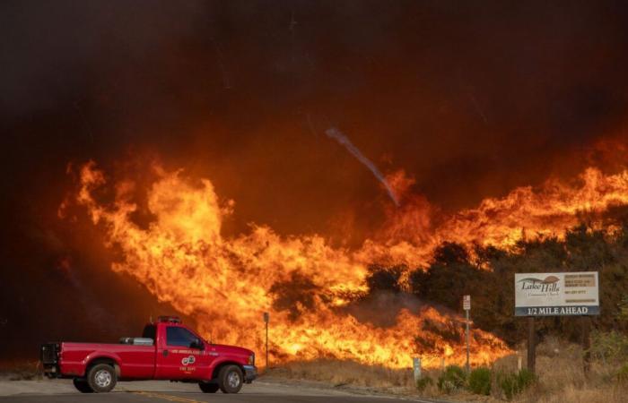 More evacuation orders in California due to new wildfire near Los Angeles