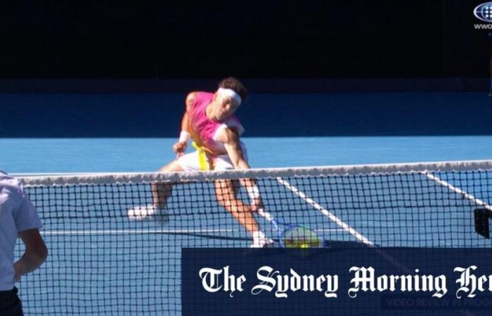 American’s cheeky grin as double bounce ruled