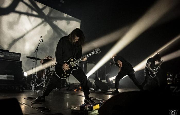 Amenra announces two new EPs and unveils the single Heden