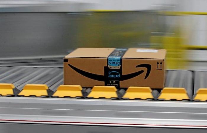 Amazon Canada closes its seven warehouses in Quebec