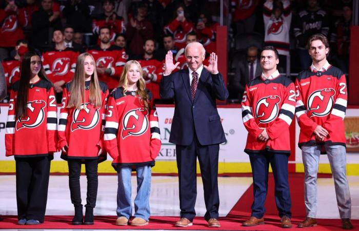 The Devils pay tribute to Jacques Lemaire