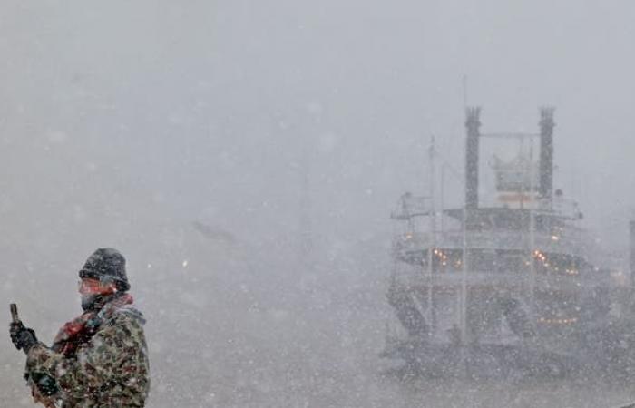 Today’s top weather news: Blizzard paralyzes Gulf Coast communities with record-breaking snow