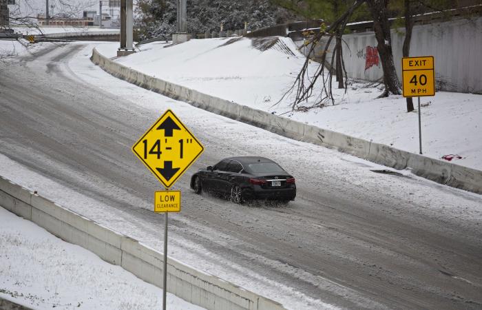 Photos of the rare winter storm blanketing the South in snow