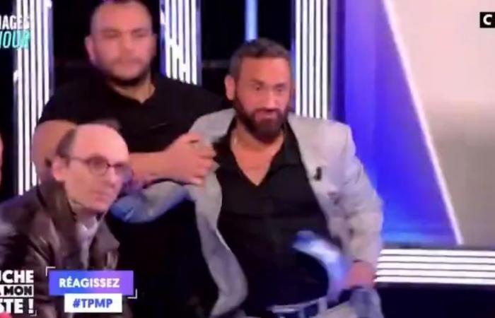 VIDEO. “He came 5 to 10 times, security found him strange”… A man tries to throw himself at Cyril Hanouna in the middle of a show