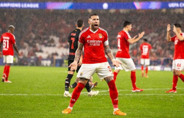 Benfica: Otamendi reacts to the defeat and ‘pecks’ the referee