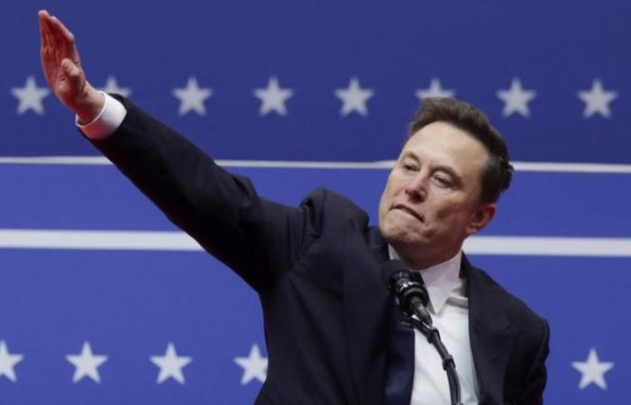 Elon Musk accused of making a Nazi salute, or how 4chan culture enters the White House